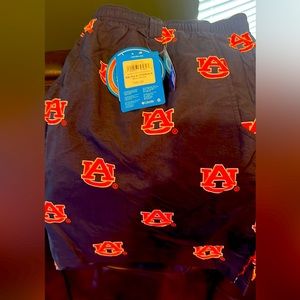 Columbia Auburn swim shorts  XXL